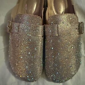Elegant Glittering Women's Mules size 8 but a size 8.5 can definitely fit